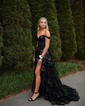 Ball Gown Off-the-shoulder Tulle Tiered Prom Dresses With Appliques