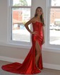 Sheath/Column Strapless Satin Corset Prom Dresses With Beading