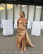 Sheath/Column Off-the-shoulder Satin Prom Dresses With Ruched