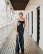 Sheath/Column Strapless Glitter Corset Prom Dresses With Ruched