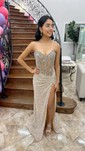 Sheath/Column V-neck Sparkly Sequin Prom Dresses With Beading