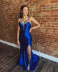 Sheath/Column V-neck Satin Corset Prom Dresses With Beading