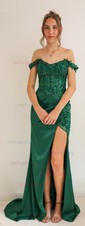 Sheath/Column Off-the-shoulder Satin Prom Dresses With Appliques