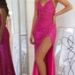 Sheath/Column V-neck Sparkly Sequin Prom Dresses With Ruched