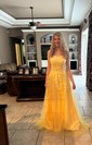 Princess Scoop Neck Tulle Prom Dresses With Appliques