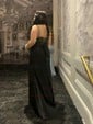 Sheath/Column V-neck Satin Prom Dresses With Appliques