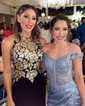 Sheath/Column Off-the-shoulder Satin Prom Dresses With Appliques