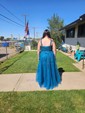 Ball Gown V-neck Tulle Prom Dresses With Appliques