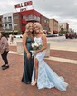 Mermaid Scoop Neck Lace Sparkly Prom Dresses With Appliques