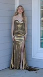 Sheath/Column Strapless Metallic Prom Dresses With Ruched