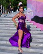 Sheath/Column Strapless Satin Corset Prom Dresses With Appliques