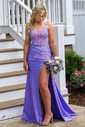 Sheath/Column V-neck Glitter Backless Prom Dresses With Appliques