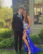 Sheath/Column V-neck Tulle Prom Dresses With Appliques