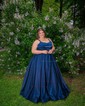 Ball Gown Scoop Neck Satin Prom Dresses With Ruched