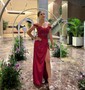 Sheath/Column Off-the-shoulder Satin Prom Dresses With Appliques