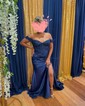 Sheath/Column Off-the-shoulder Satin Prom Dresses With Appliques