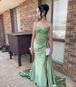 Sheath/Column Sweetheart Satin Corset Prom Dresses With Appliques