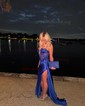 Sheath/Column Sweetheart Satin Corset Prom Dresses With Appliques