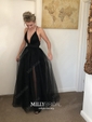 Black A-line V-neck Floor-length Tulle Prom Dresses With Split