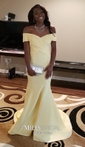 Mermaid Off-the-shoulder Satin Prom Dresses With Ruched