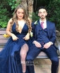 Black A-line V-neck Floor-length Tulle Prom Dresses With Split