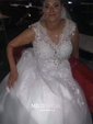 Ball Gown V-neck Tulle Court Train Wedding Dresses With Appliques Lace