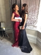 Black Mermaid V-neck Jersey Prom Dresses With Appliques