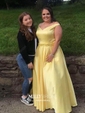 Ball Gown Off-the-shoulder Satin Prom Dresses With Beading
