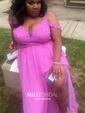 A-line V-neck Chiffon Prom Dresses With Appliques
