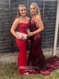 Trumpet/Mermaid Sweep Train V-neck Sequined Prom Dresses