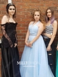 Ball Gown Halter Tulle Prom Dresses With Beading