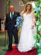 Ball Gown/Princess V-neck Tulle Court Train Wedding Dresses With Beading