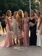 Sheath/Column Scoop Neck Satin Prom Dresses With Ruched