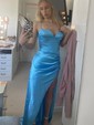 Sheath/Column V-neck Satin Prom Dresses With Ruched