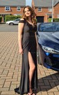 Black Mermaid V-neck Jersey Prom Dresses With Appliques
