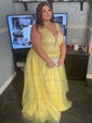 Ball Gown V-neck Floor-length Tulle Prom Dresses With Appliques