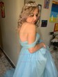 Ball Gown/Princess Off-the-shoulder Tulle Court Train Wedding Dresses With Appliques Lace