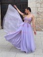 Ball Gown V-neck Tulle Prom Dresses With Appliques