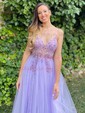 Ball Gown V-neck Tulle Prom Dresses With Appliques
