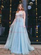 Ball Gown V-neck Tulle Prom Dresses With Appliques