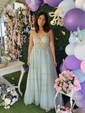 Ball Gown V-neck Tulle Prom Dresses With Appliques