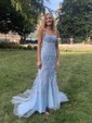 Trumpet/Mermaid Scoop Neck Tulle Sweep Train Appliques Lace Prom Dresses