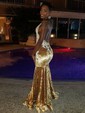 Mermaid V-neck Velvet Prom Dresses With Appliques