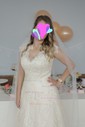 A-line V-neck Tulle Sweep Train Wedding Dresses With Appliques Lace