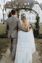 Ball Gown/Princess V-neck Lace Tulle Floor-length Wedding Dresses With Buttons