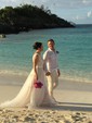 Ball Gown/Princess V-neck Lace Tulle Floor-length Wedding Dresses With Buttons