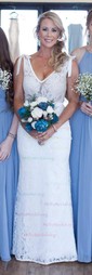 Trumpet/Mermaid V-neck Lace Court Train Wedding Dresses With Pockets