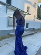 Trumpet/Mermaid Sweep Train High Neck Velvet Sequins Prom Dresses