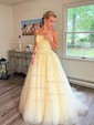 Princess Scoop Neck Tulle Prom Dresses With Appliques