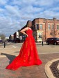 Princess Scoop Neck Tulle Prom Dresses With Appliques